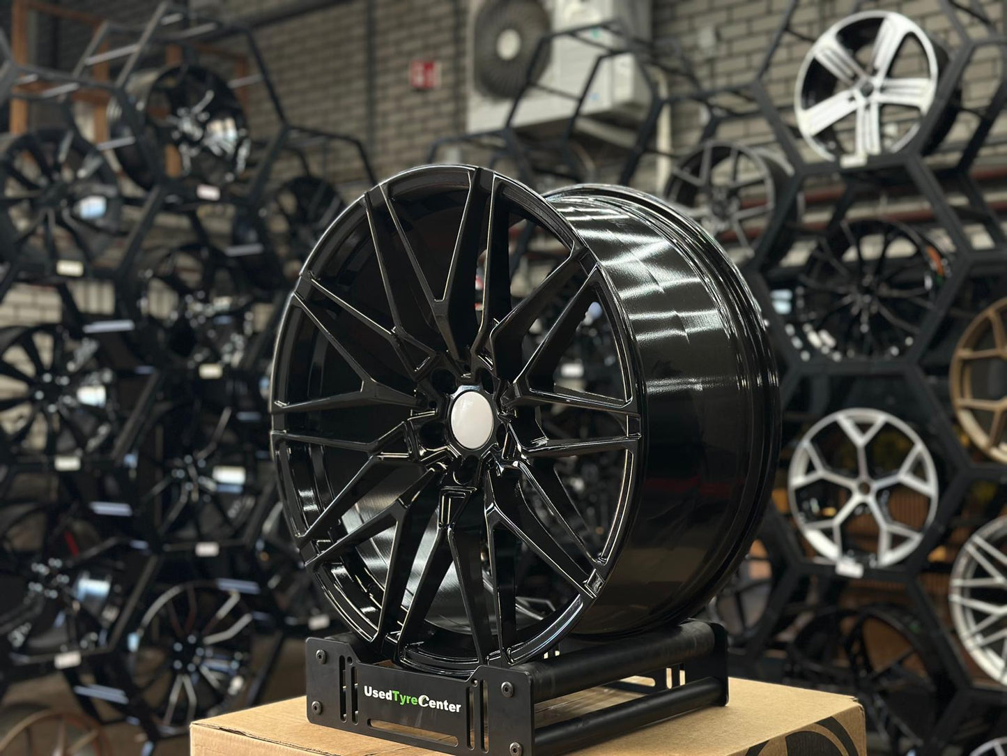 21” 814M style 5x112